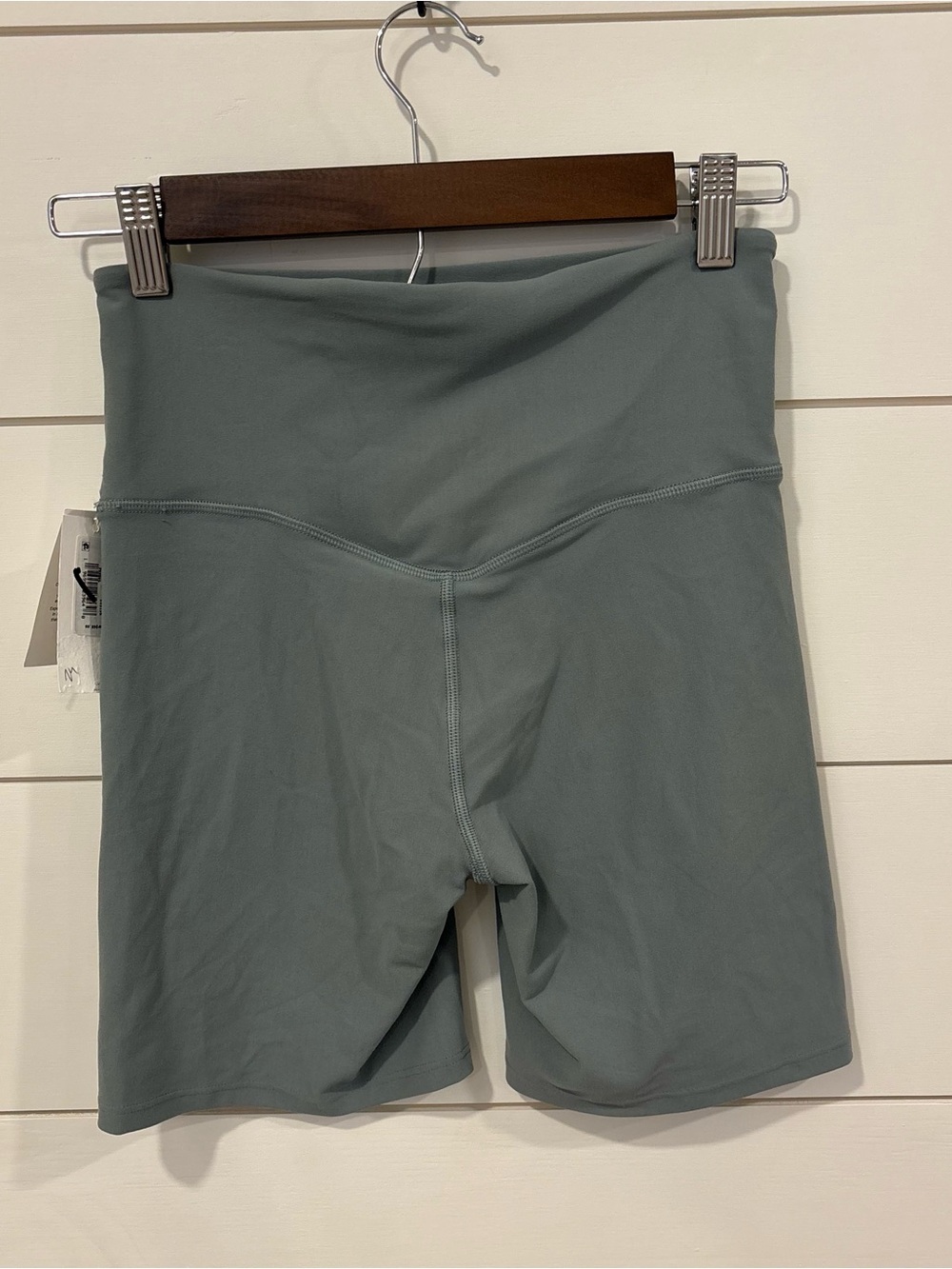 SPANX Smooth On Form Bike Shorts 6" NWT Medium Fennel Green MSRP $68 - Picture 5 of 5